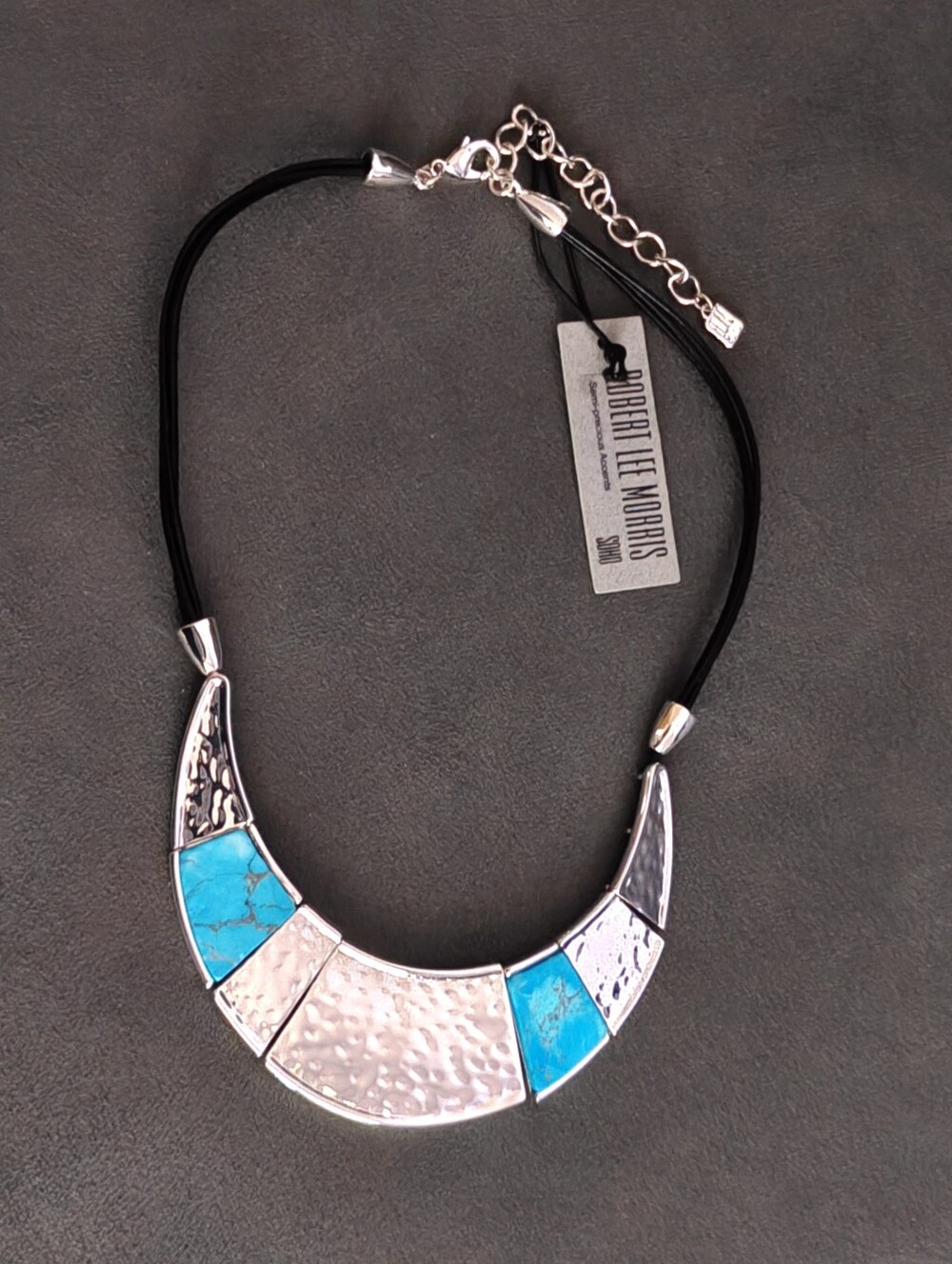 NWT Robert Lee Morris Soho Turquoise & Hammered Silver Crescent Bib Necklace